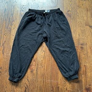 Women’s sweatpants black divided by HM size XL
